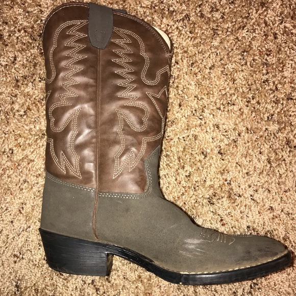 Western Cowboy Boots - Picture 4 of 8